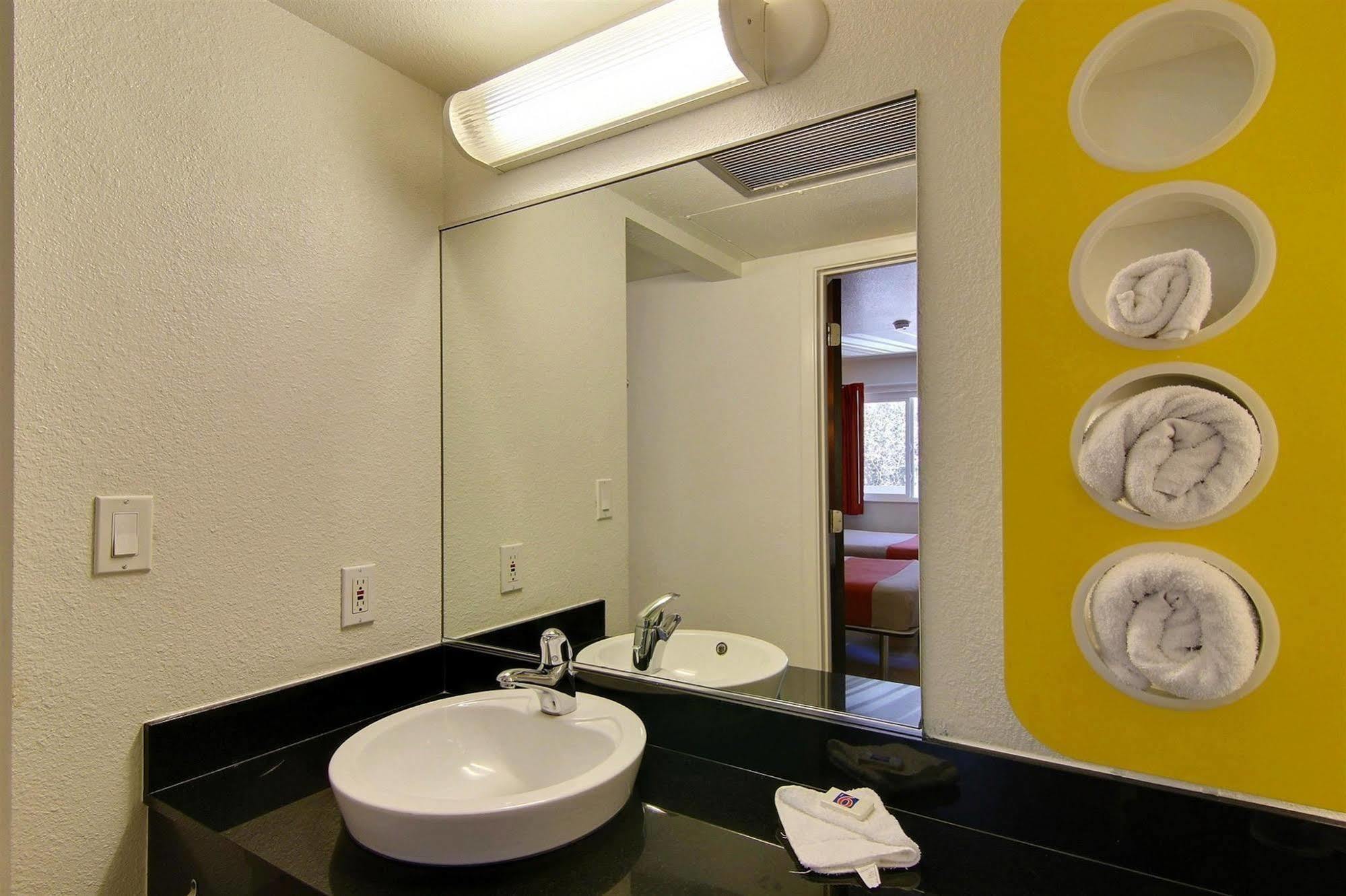 Motel 6-Carpinteria, Ca - Santa Barbara - South エクステリア 写真